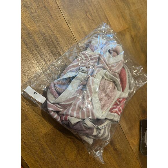 Lulu + Roo Shorties - 4T - Girls Comfy Shorts - Lot of 4 beachy casual boutique - Picture 10 of 12